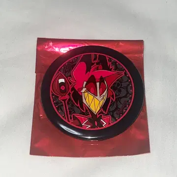 선착순 HazbinHotel 알래스터 캔뱃지 스마일 베이스 카페