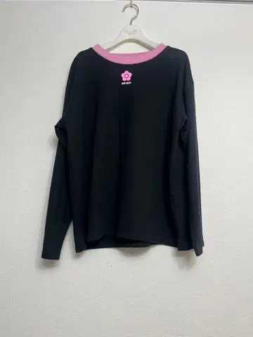 마리콰 포켓몬 콜라보 모르페코 백 프린트 풀오버 (블랙)