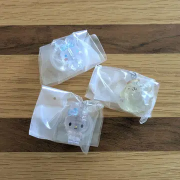 산리오 크리스탈 메지루시 액세서리 가챠가챠 세트