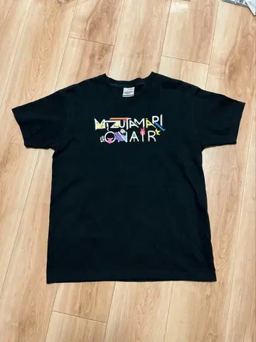 도카이 온에어 물웅덩이 본드 콜라보 이벤트 한정판 T셔츠 블랙 L사이즈