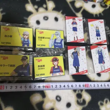 일하는 세포 빌리지 뱅가드 캔뱃지 8개 세트 한정판 새상품 미개봉
