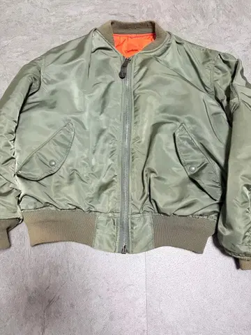 USAF Golden Mfg. Co. MA-1 플라이트 자켓 90s