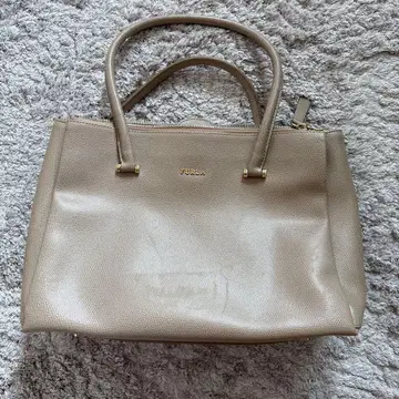 FURLA 백
