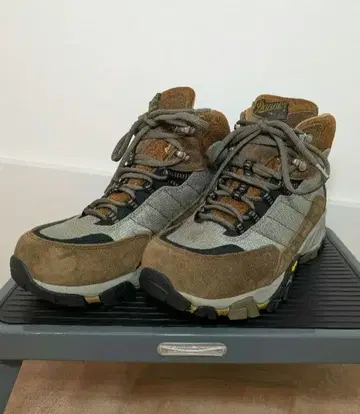 [ GORE-TEX ] Danner 트레킹 슈즈