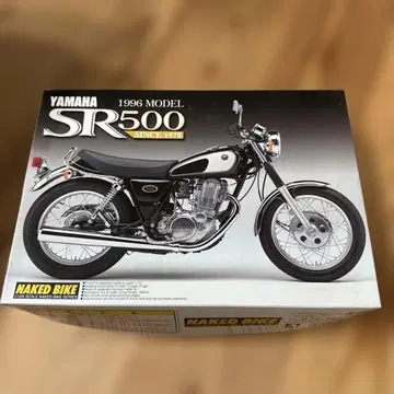 YAMAHA SR500 1996 MODEL 상자 약간의 흠집