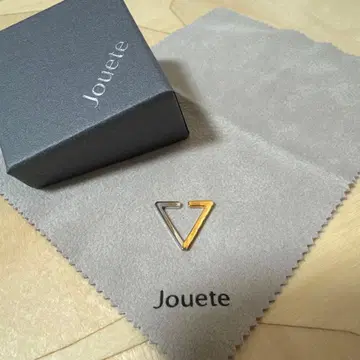 Jouete 이어커프 한쪽 귀 트라이앵글 츄징 콤비 컬러