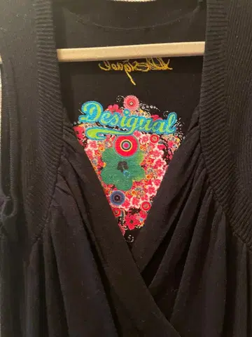 주말 한정판 가격 인하 Desigual 꽃무늬 원피스 블랙