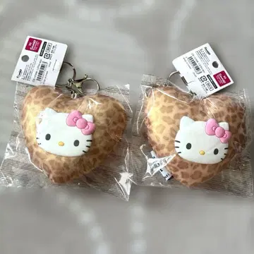 산리오 2개 세트 레오파드 무늬 하트 쿠션 키체인 키티