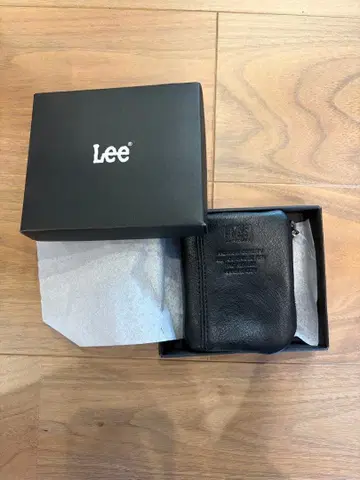 Lee 접이식 지갑 블랙 가죽 (박스 포함, 새상품)