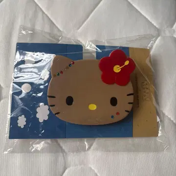 LOWRYS FARM 일광화상 키티 헤어 클립