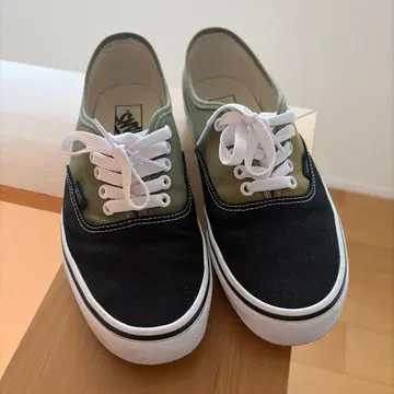 새상품급 VANS Authentic 투톤 스니커즈