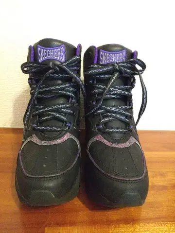 SKECHERS 하이컷 통굽 스니커즈 24.5cm