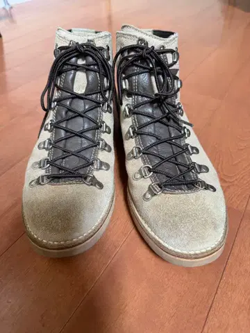 Danner D-7600 VERTIGO 아웃도어 부츠 베이지
