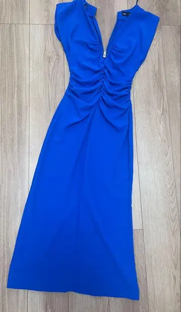 ZARA 블루 슬리브리스 원피스