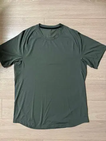 Lululemon license to train 룰루레몬 티셔츠