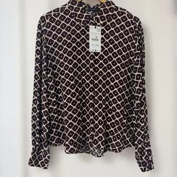 [ 미사용 새상품 택 포함 ] ZARA 긴팔 셔츠 기하학 패턴 L 사이즈