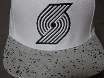 [ Mitchell & Ness ] NBA 블레이저스 로고 자수 캡