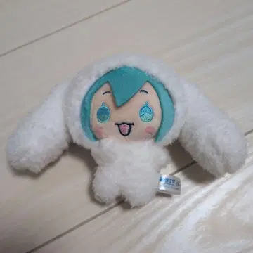 하츠네 미쿠 x 시나모롤 마스코트