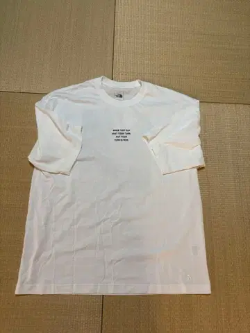 가격 인하 THE NORTH FACE T셔츠
