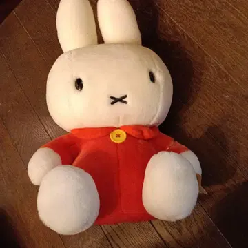 Miffy 미피 봉제 인형 빨간 옷