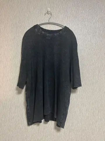 ZARA 케미컬 워시 T셔츠 블랙 L 사이즈