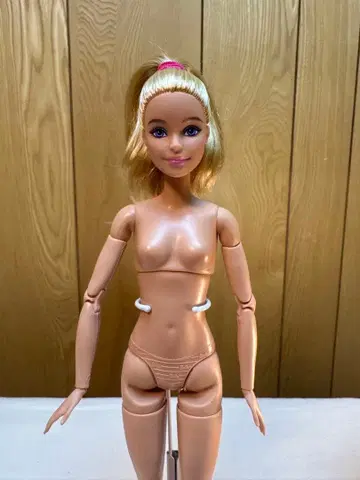 바비 인형 본체 가동식 인형