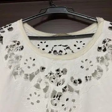 ERMANNO SCERVINO 화이트 반팔 티셔츠 40
