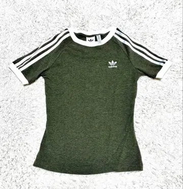 adidas 올리브 반팔 T셔츠 XS