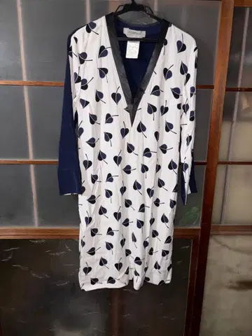 SPORTMAX 리프 무늬 V넥 긴팔 티셔츠