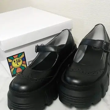 15일까지 한정판 할인 있음 새상품급 요스케 YOSUKE 통굽 벨티드 슈즈