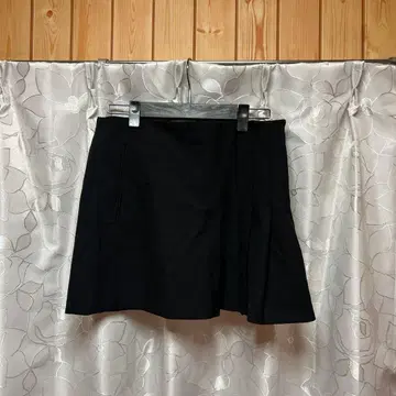 [ 새상품 ] ZARA 미니 스커트 블랙