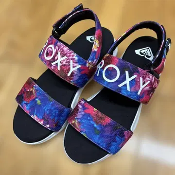 ROXY 스포츠 샌들 꽃무늬