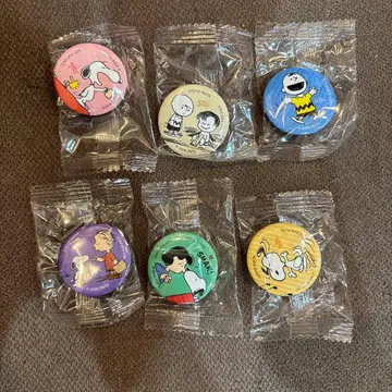 쿠라스시 PEANUTS 오리지널 캔뱃지 6종류 세트 스누피