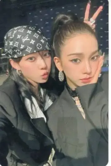 aespa 회장 한정판 KARINA/WINTER Rich Man 후쿠오카