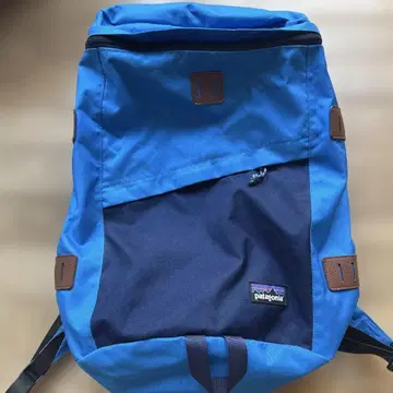 Patagonia 빔즈 보이 백팩 블루 네이비