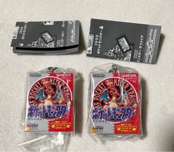 포켓몬스터 30주년 패키지 & 게임 카드 키링 빨간색 2종 세트