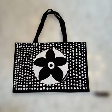 10 Corso Como 토트백 블랙 화이트