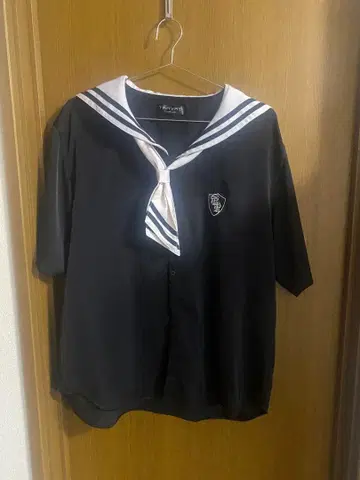 TRAVAS TOKYO 세일러 카라 반팔 셔츠