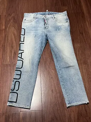 DSQUARED2 Cool Girl Cropped Jeans 38