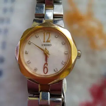 세이코 루키아 여성용 손목시계 SEIKO