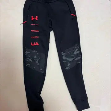 Under Armour 조거 팬츠 블랙 M 사이즈