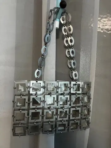 이타리야 스틸제 매트 실버 백