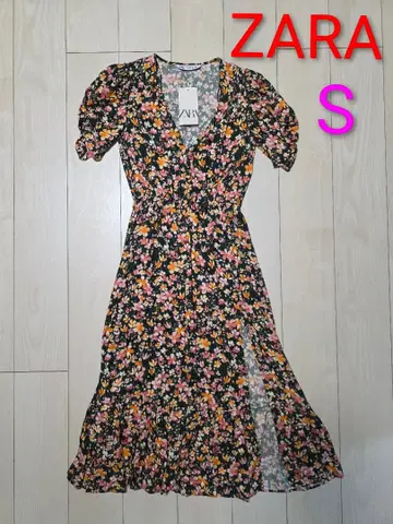 [ 새상품 ] ZARA 꽃무늬 올 패턴 반팔 슬릿 원피스 여성용 S