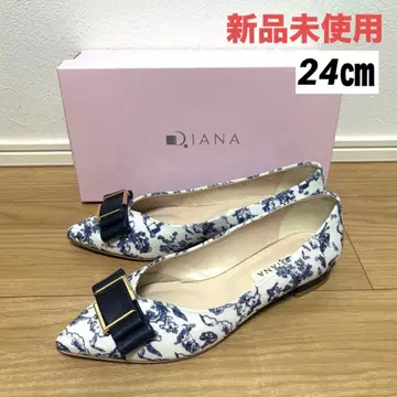 새상품 DIANA 다이애나 플랫슈즈 발레 슈즈 한정판 즉시 완판 24