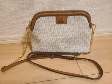 MICHAEL KORS 시그니처 숄더백