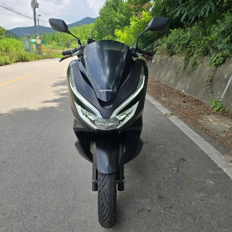 20년식 혼다 PCX 125 오토바이 팝니다