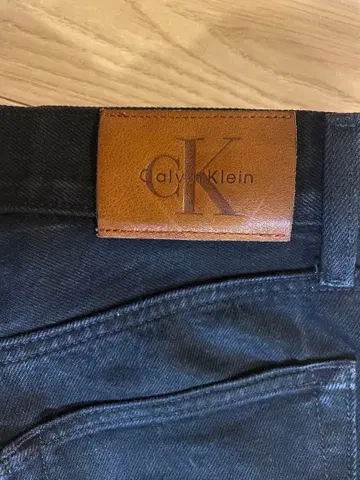 Calvin Klein 블랙 데님 팬츠