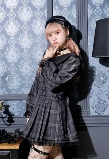 NOEMIE 노에미 고딕 스쿨룩 셋업 짙은 그레이 M