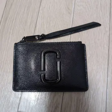 MARC JACOBS 프래그먼트 케이스