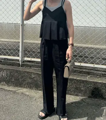 오늘 게재 마지막 날! 물건 정리 중 ISOOK 뷔스티에 셋업